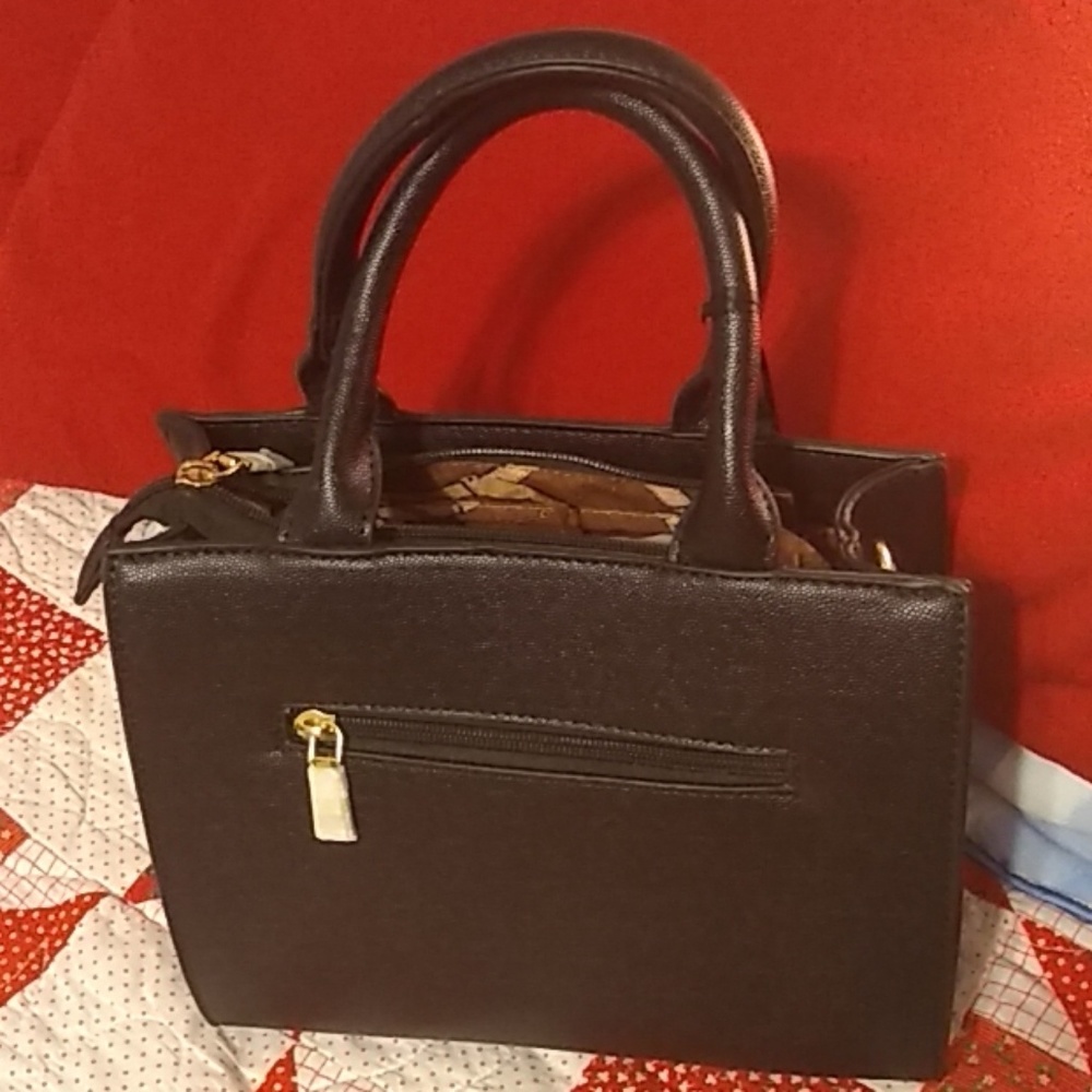 La Terre Fashion - VEGAN 👛